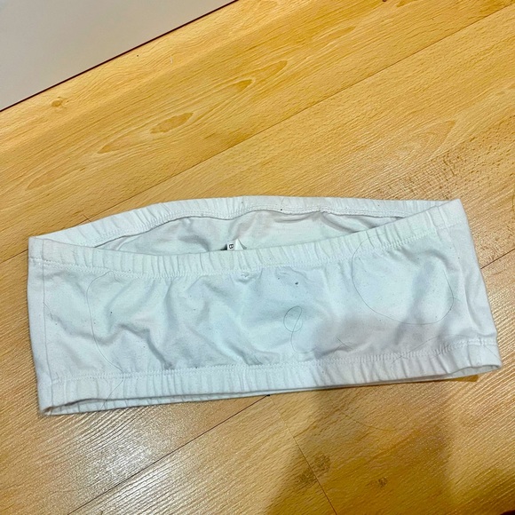 Tailgate Tees by Gabby UD Bandeau, University of Delaware Game Day! - Picture 3 of 4